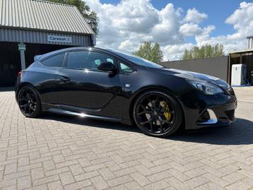 Opel Astra GTC 2.0 Turbo OPC | 20" inch | zeer nette staat beschikbaar voor biedingen