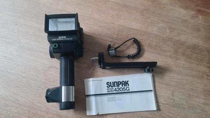 Sunpak Auto 4205G Flitser, Audio, Tv en Foto, Fotografie | Flitsers, Gebruikt, Overige merken, Kantelbaar, Ophalen of Verzenden