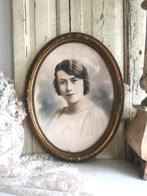 Brocante lijst met portret dame, Ophalen of Verzenden