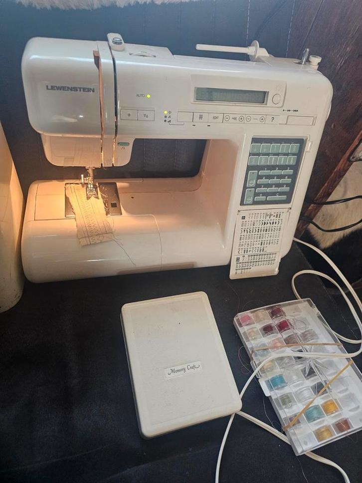 Te koop Lewenstein Memory Craft 4000, Hobby en Vrije tijd, Naaimachines en Toebehoren, Gebruikt, Naaimachine, Lewenstein, Ophalen of Verzenden