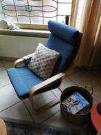 Comfortabele Ikea POÄNG fauteaul met blauw kussen, Huis en Inrichting, Ophalen, Hout, Overige kleuren, Zo goed als nieuw
