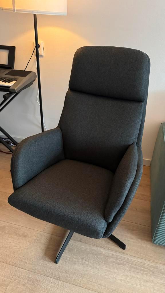 Jysk TANKEDAL Fauteuil donkergrijs - Zo Goed Als Nieuw, Huis en Inrichting, Fauteuils, Zo goed als nieuw, Stof, 50 tot 75 cm, 100 tot 125 cm