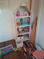 Barbiehuis met accessoires, Kinderen en Baby's, Speelgoed | Poppenhuizen, Ophalen, Gebruikt, Poppenhuis