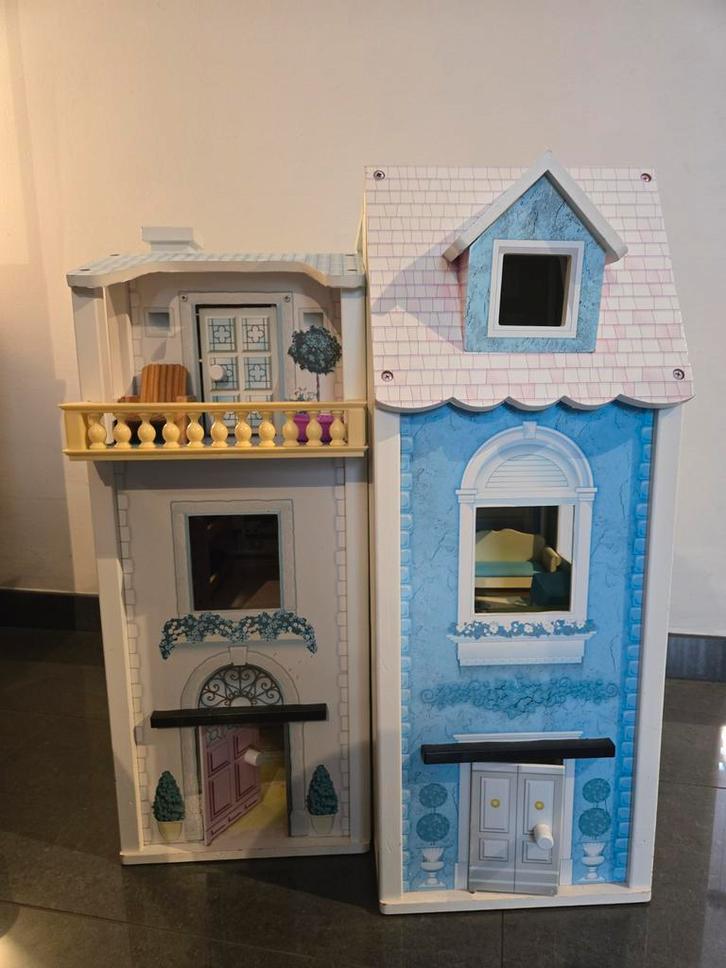 KidKraft Deluxe Townhouse Poppenhuis - Nette Staat!, Kinderen en Baby's, Speelgoed | Poppenhuizen, Zo goed als nieuw, Poppenhuis