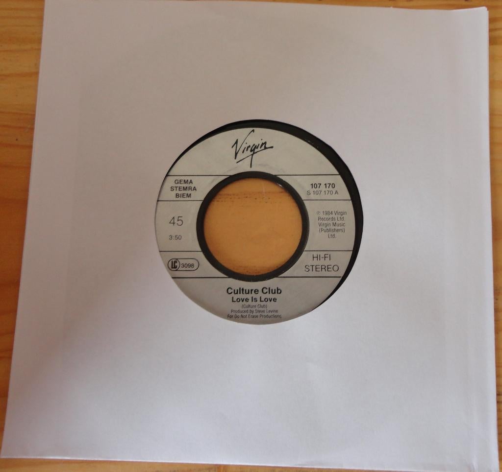 Culture Club > Love is Love, Gebruikt, 7 inch, Single, Ophalen of Verzenden