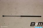 Gasdrukveer motorkap Audi A4 8E Facelift 8E0823359A, Gebruikt