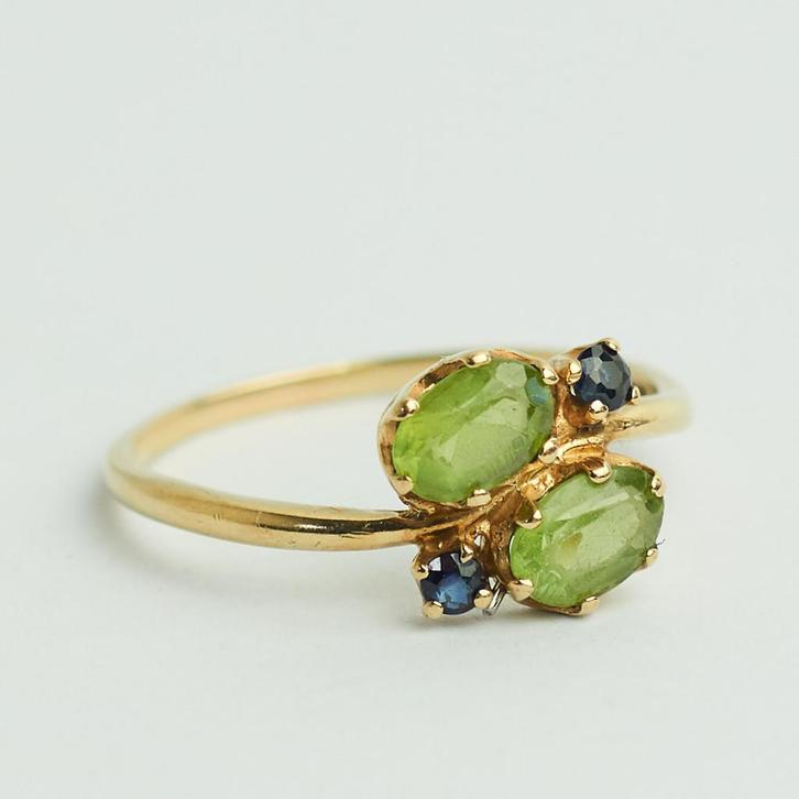 Vintage gouden ring saffier peridot antiek 9 karaat UK goud, Sieraden, Tassen en Uiterlijk, Ringen, Zo goed als nieuw, Dame, 17 tot 18