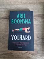 Arie Boomsma - Volhard, Ophalen of Verzenden, Zo goed als nieuw, Arie Boomsma, Mode algemeen