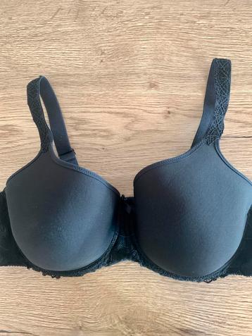 Prima donna twist 90D foam cup zwart beschikbaar voor biedingen
