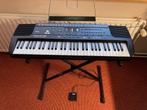 Roland E28 piano/keyboard, Ophalen of Verzenden, Zo goed als nieuw, 61 toetsen, Roland