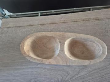 Houten schaaltje  beschikbaar voor biedingen
