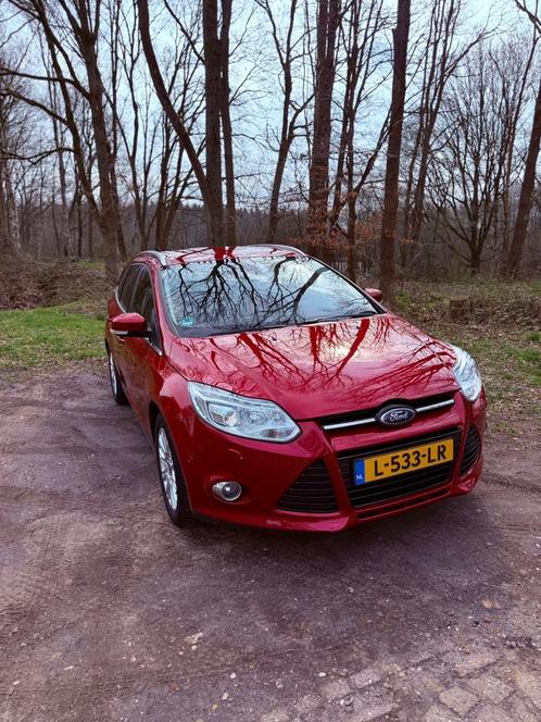 Ford Focus Titanium 1.6 Ecoboost 150pk 2012 Rood, Auto's, Ford, Particulier, Focus, ABS, Airbags, Airconditioning, Bluetooth, Bochtverlichting