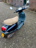 Vespa LX50 Geel Kenteken 18000km 2013, Ophalen, Gebruikt, Maximaal 45 km/u, Benzine