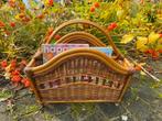 Lectuurmand manou - riet, Huis en Inrichting, Woonaccessoires | Krantenbakken en Lectuurbakken, Ophalen of Verzenden, Gebruikt