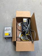 Defecte Overhead Deur Motor + Besturingskast, Doe-het-zelf en Verbouw, Metalen, Ophalen