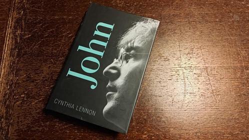 John - Cynthia Lennon - biografie, Boeken, Biografieën, Zo goed als nieuw, Kunst en Cultuur, Ophalen of Verzenden