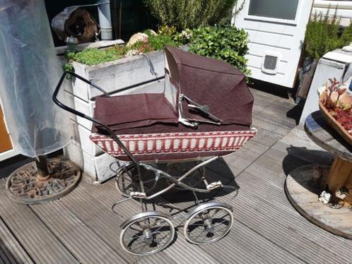 Mooie vintage poppenwagen, Kinderen en Baby's, Speelgoed | Poppen, Gebruikt, Ophalen
