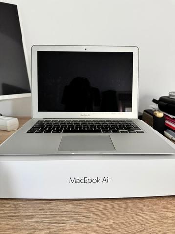 MacBook Air 13-inch (Early 2015) beschikbaar voor biedingen