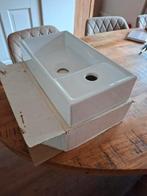 Qube Fontein - 41x22x10cm, Huis en Inrichting, Badkamer | Badkamermeubels, 200 cm of meer, Overige typen, Nieuw, Ophalen of Verzenden