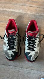 Hockeyschoenen asics maat 35.5, Sport en Fitness, Hockey, Ophalen, Zo goed als nieuw, Schoenen