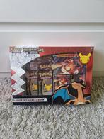 Lance's charizard v box, Hobby en Vrije tijd, Verzamelkaartspellen | Pokémon, Ophalen of Verzenden, Zo goed als nieuw, Overige typen