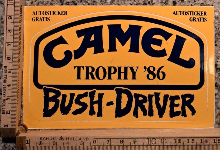 Vintage sticker Camel Trophy 1986 Bush Driver autosticker, Verzamelen, Stickers, Nieuw, Overige typen, Ophalen of Verzenden