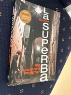La Superba - Ilja Leonard Pfeijffer, Ophalen of Verzenden, Gelezen, Europa overig