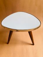 Vintage formica plantentafeltje retro bijzettafeltje, Minder dan 45 cm, Minder dan 55 cm, Gebruikt, Vintage midcentury retro boho