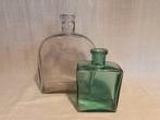 Vintage. 2 flessen (drank), Antiek en Kunst, Antiek | Glas en Kristal, Ophalen of Verzenden
