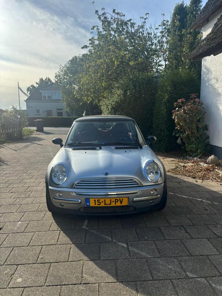 Mini 1.6 16V Cooper 2003 Grijs, Auto's, Mini, Particulier, Benzine, D, Hatchback, Handgeschakeld, Origineel Nederlands, Zilver of Grijs