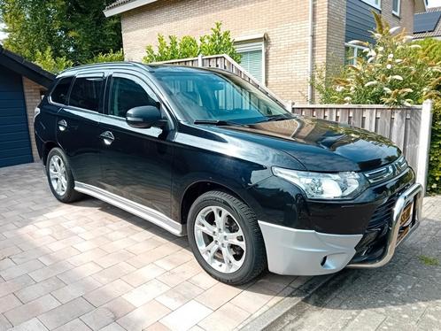 Mitsubishi Outlander 2.2 Di-d 4WD Full/Leder Ops!, Auto's, Mitsubishi, Particulier, Outlander, 4x4, ABS, Achteruitrijcamera, Adaptive Cruise Control