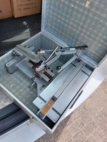 Gravograph graveermachine koene & co bv Amsterd  met koffer  beschikbaar voor biedingen