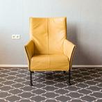 2x Montis Charly Okergeel leder zwart onderstel, Huis en Inrichting, Fauteuils, Leer, Ophalen of Verzenden, Zo goed als nieuw
