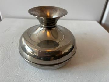 Verchroomd Metalen Vaasje - 8x10 cm beschikbaar voor biedingen