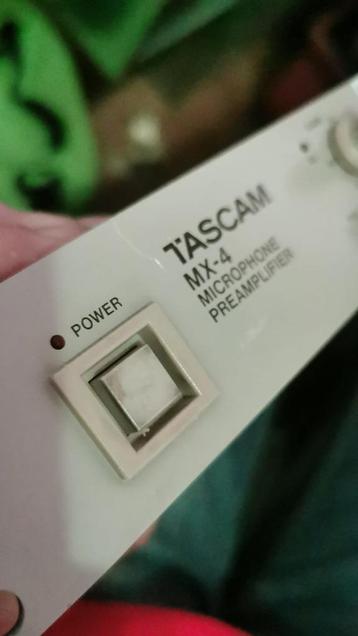 tascam mx-4 4 x pre-amp with benefits beschikbaar voor biedingen