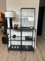 Te koop zwarte glazen kast ikea vittsjo, Huis en Inrichting, Kasten | Wandmeubels, Ophalen, 100 tot 150 cm, Zo goed als nieuw