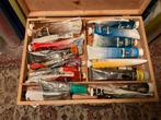 Schilderkist met tubes olieverf,nieuw en gebruikt., Hobby en Vrije tijd, Schilderen, Ophalen, Gebruikt