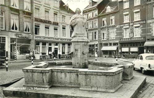 (388-499-037) Maastricht  t Mooswief, Verzamelen, Ansichtkaarten | Nederland, Limburg, Verzenden