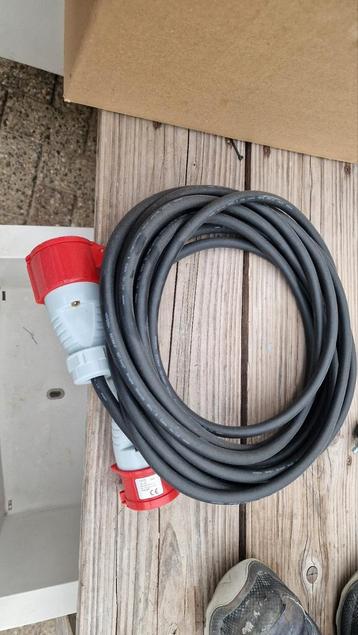 10 meter 400 volt beschikbaar voor biedingen