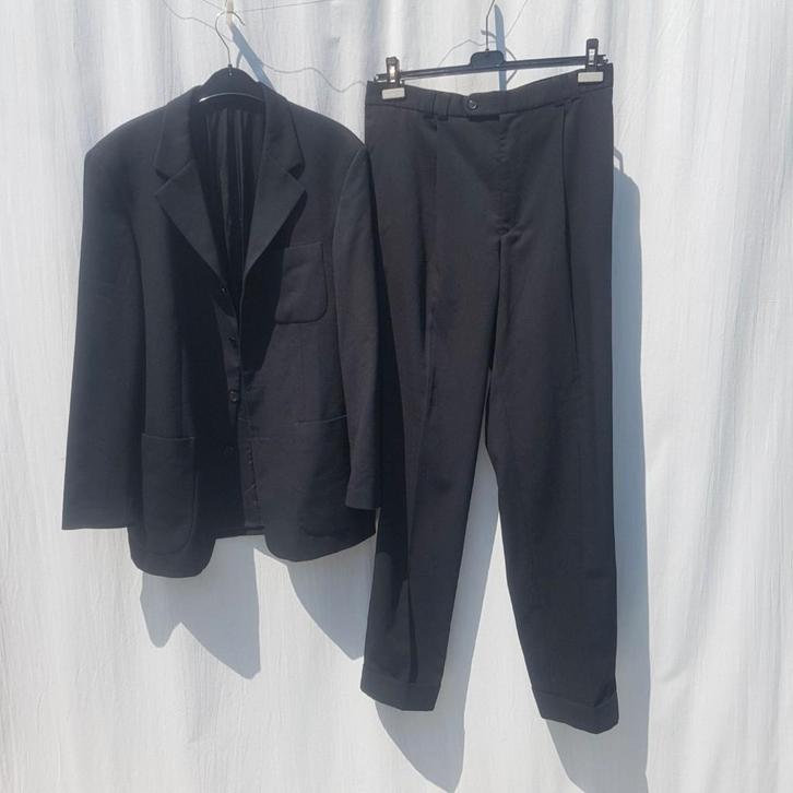 net zwart heren kostuum. mt 50 Merk Hij Him, Kleding | Heren, Kostuums en Colberts, Zo goed als nieuw, Maat 48/50 (M), Zwart, Ophalen of Verzenden
