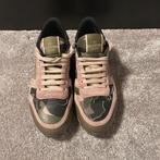 Valentino Garavani Rockrunner sneakers maat 37,5, Valentino, Ophalen of Verzenden, Zo goed als nieuw, Sneakers of Gympen