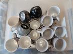 Bekers/ mokken thee nieuw 23 stuks, Huis en Inrichting, Keuken | Servies, Ophalen, Nieuw, Overige stijlen, Kop(pen) en/of Schotel(s)