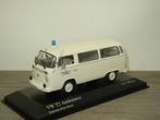 1972 VW Volkswagen T2 Krankenwagen DRK - Minichamps 1:43, Hobby en Vrije tijd, Modelauto's | 1:43, Minichamps, Duitsland, Auto