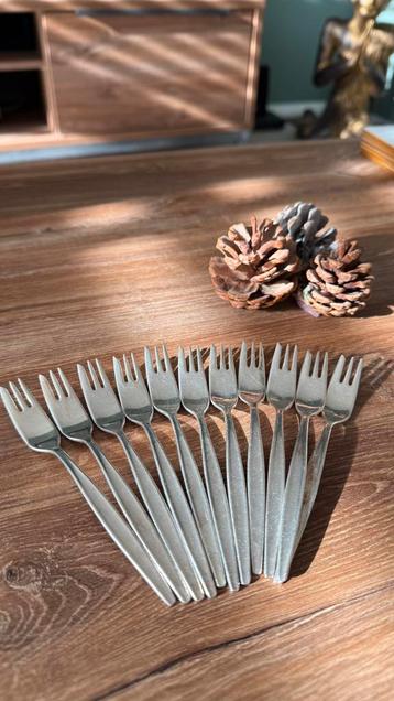 Gebaksvorkjes (11) verzilverd 90 beschikbaar voor biedingen