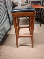 houten barkruk met lederen zitting, Huis en Inrichting, Ophalen, Met voetsteun, Hout, 90 cm of meer