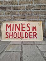 Metalen bord 2 wo Mines in Shoulder Engeland gestempeld 1944, Verzenden, Duitsland, Helm of Baret