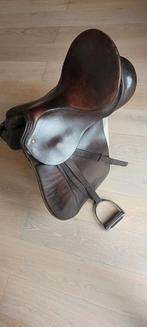 Paardenzadel met stijgijzers, beugel, riem en wax, Dieren en Toebehoren, Ophalen, Gebruikt