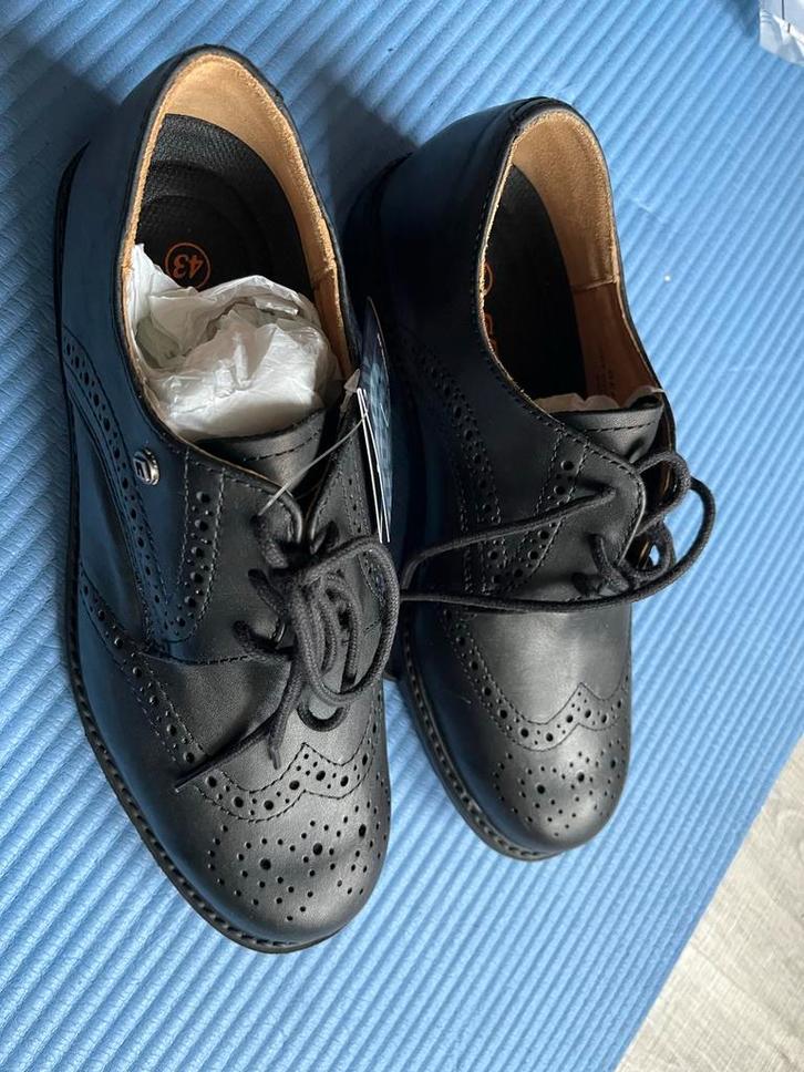 Nieuwe Zwarte Safety Schoenen Maat 43 Leer, Kleding | Heren, Schoenen, Ophalen