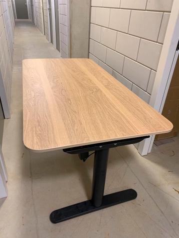 Zit-sta bureau BEKANT Ikea - afbeelding 1