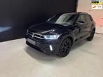 Volkswagen T-Roc 1.5 TSI R-Line 3xR-Line /pano/keyles, Zwart, 4 cilinders, 150 pk, Alcantara